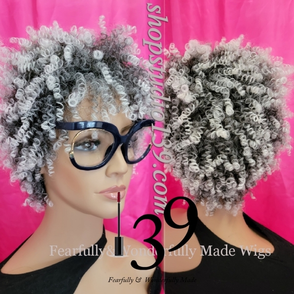 Salt and pepper kinky curly wig - Picture 2 of 2